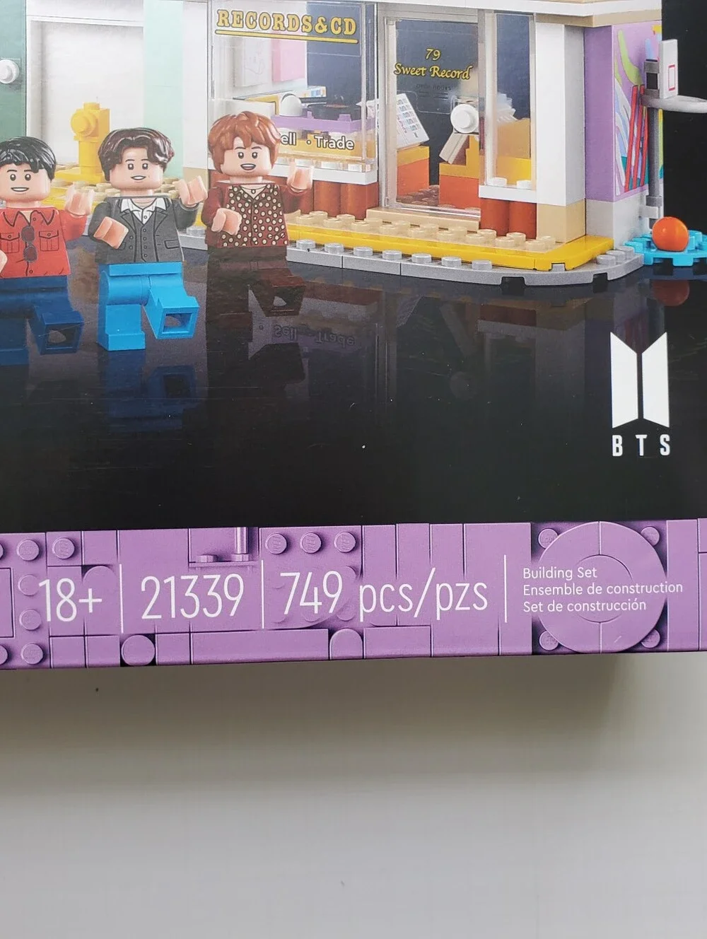 LEGO Ideas BTS Dynamite 21339 Factory Sealed 749 Pieces